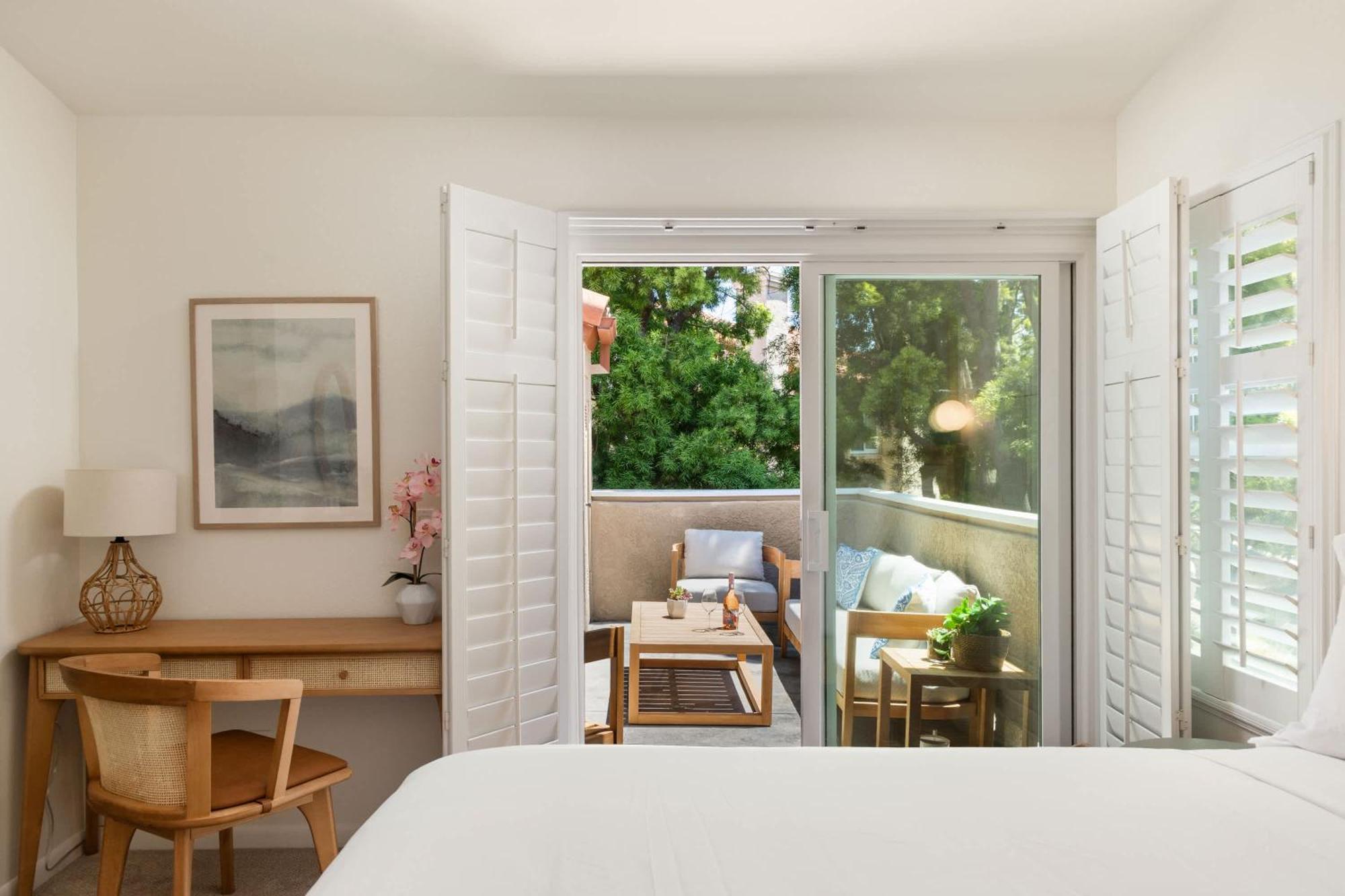 Carmel Valley 2br With Amenities